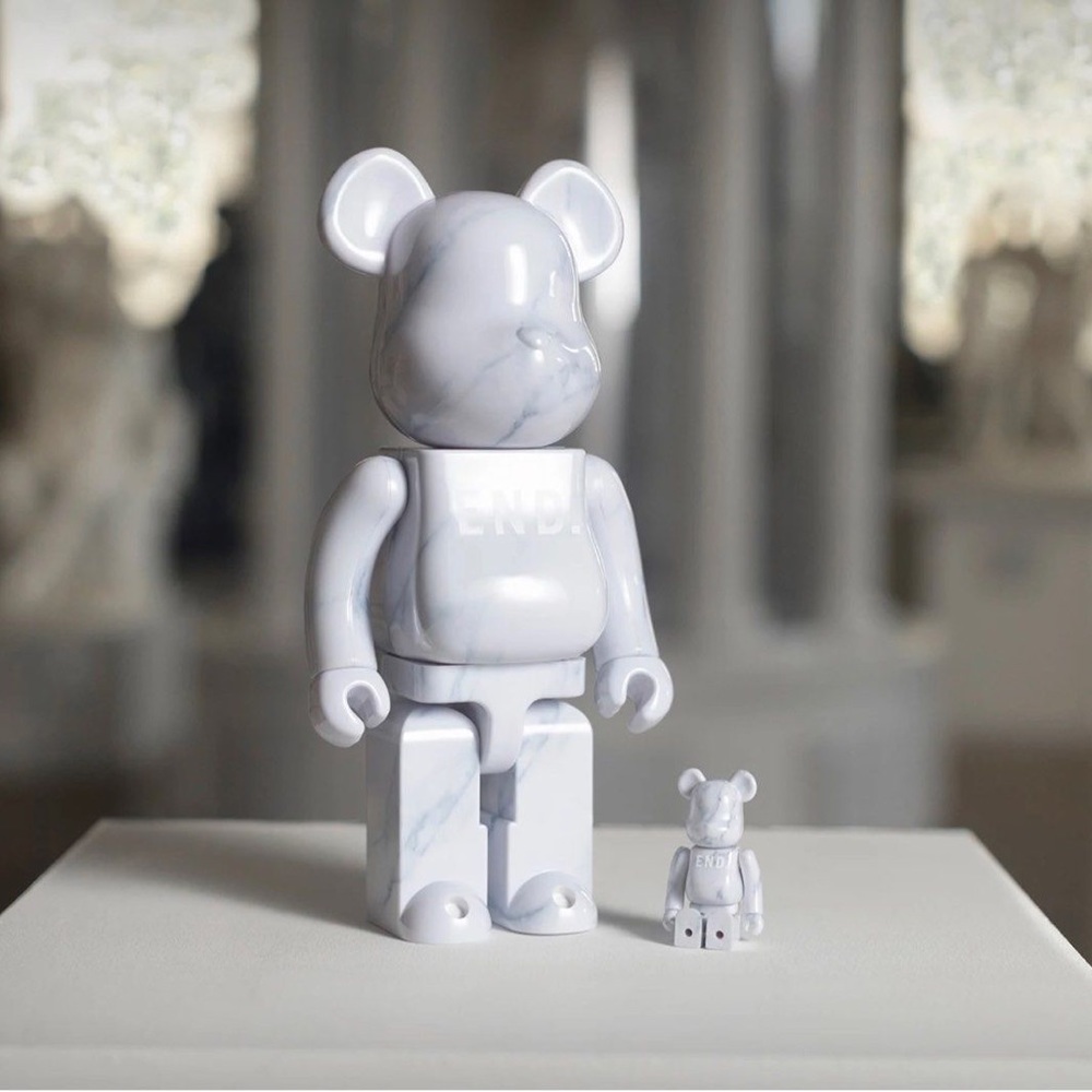 MEDICOM
END. X MEDICOM BE@RBRICK 4000%